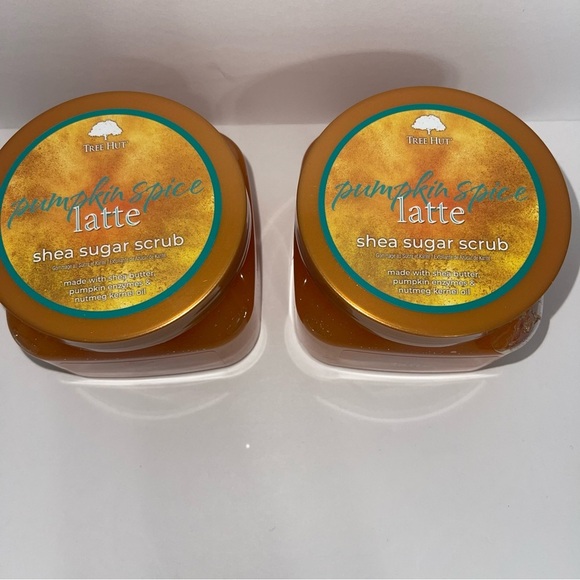 Tree Hut Pumpkin Spice Latte Sugar Scrub Set Of 2 18oz Containers NEW - Picture 2 of 3
